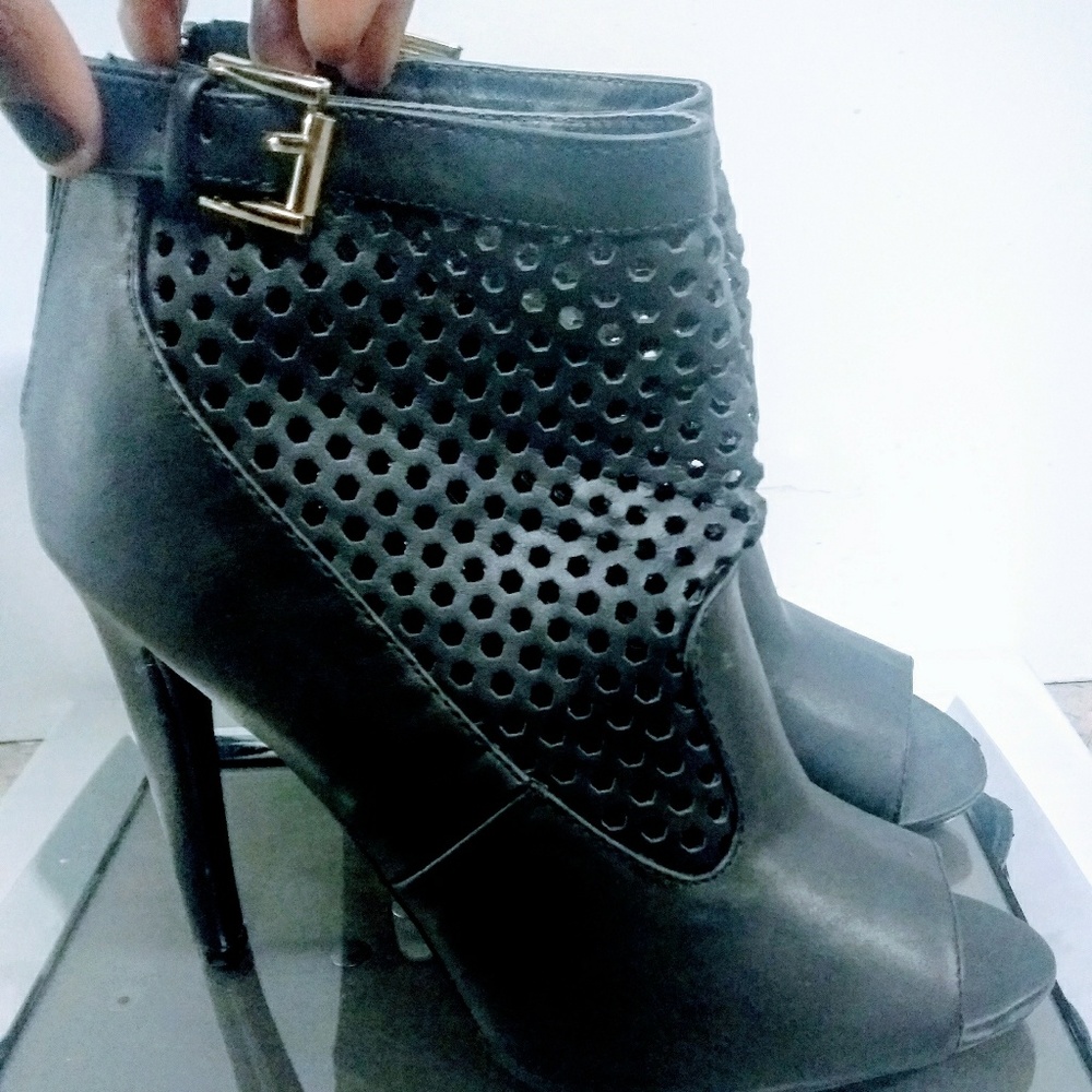 Charlotte Russe heels size 8